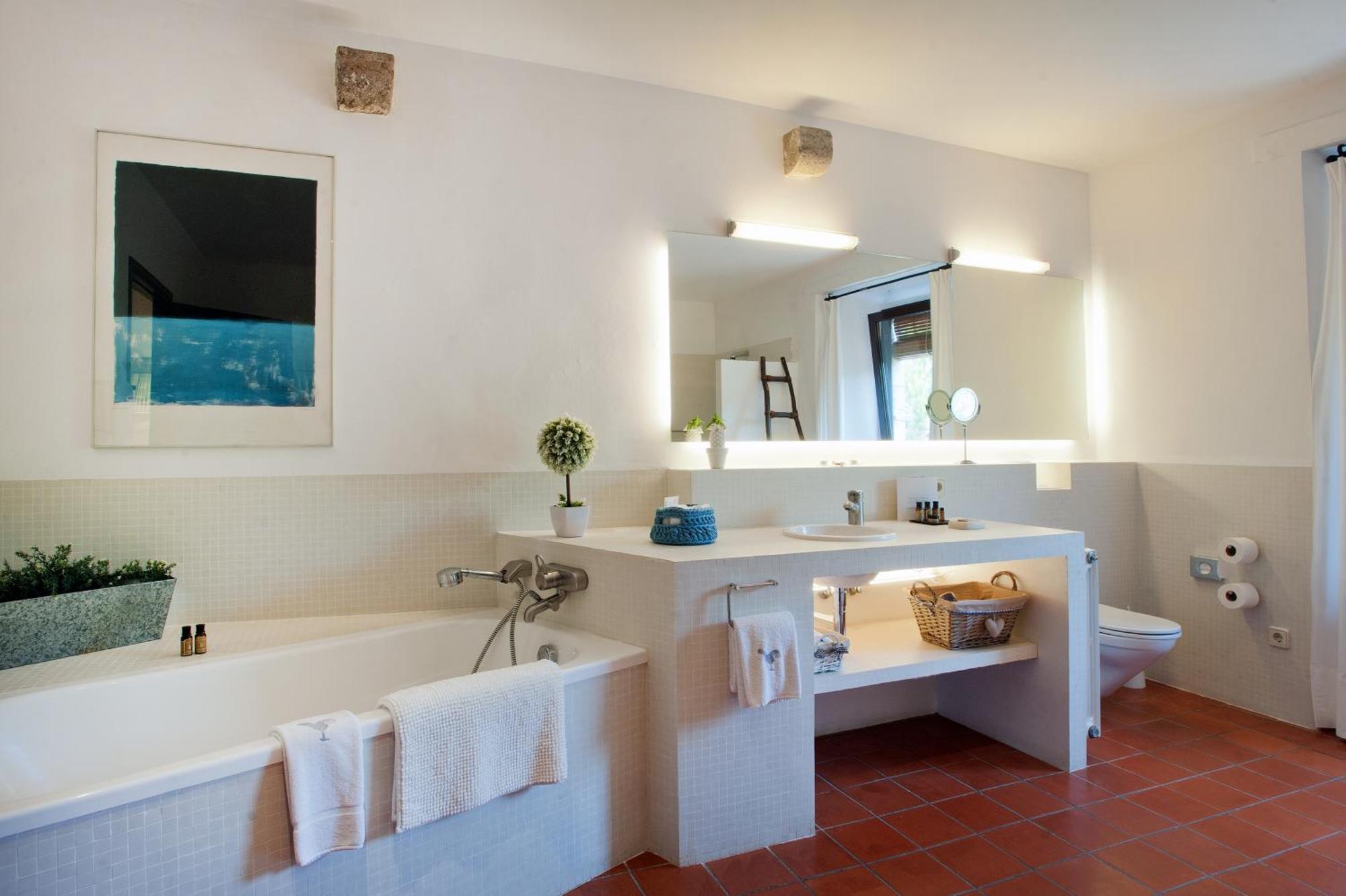 Mas Falgarona Hotel Boutique & Spa Avinyonet de Puigventós エクステリア 写真